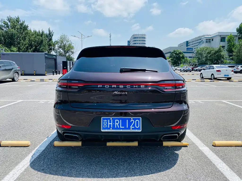 Porsche Macan — миниатюра 6