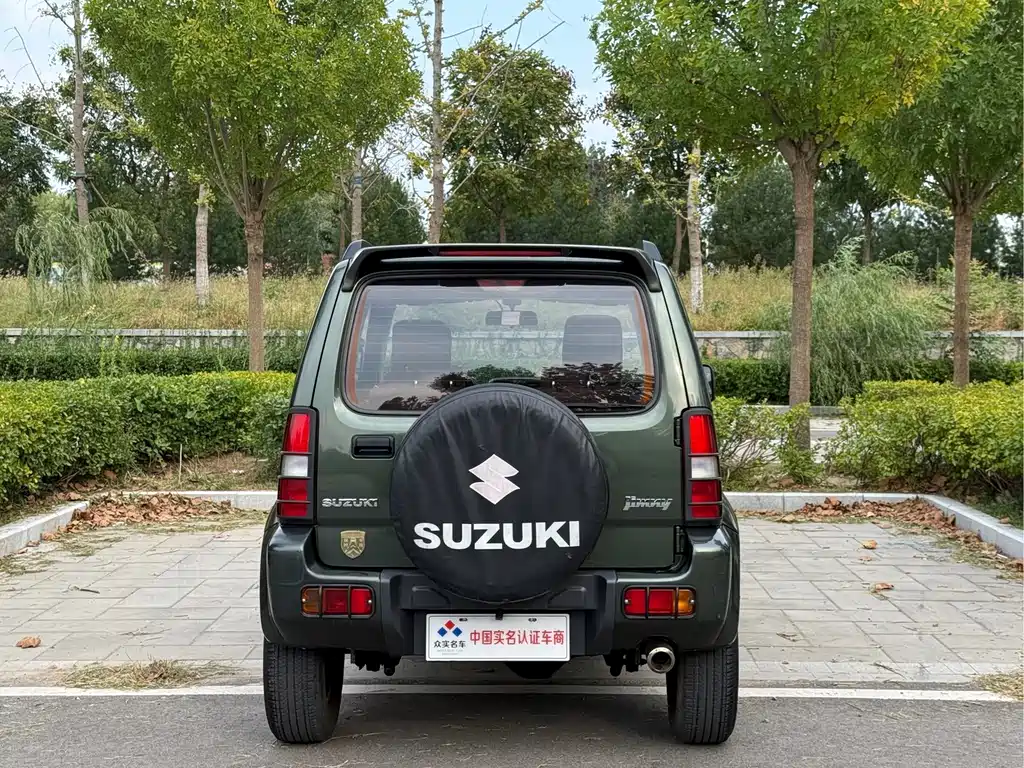 Suzuki Jimny — миниатюра 18