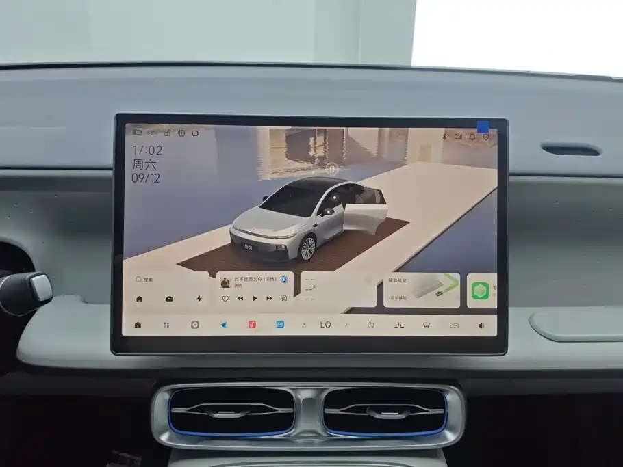 Leapmotor Leapmotor B01 — миниатюра 13