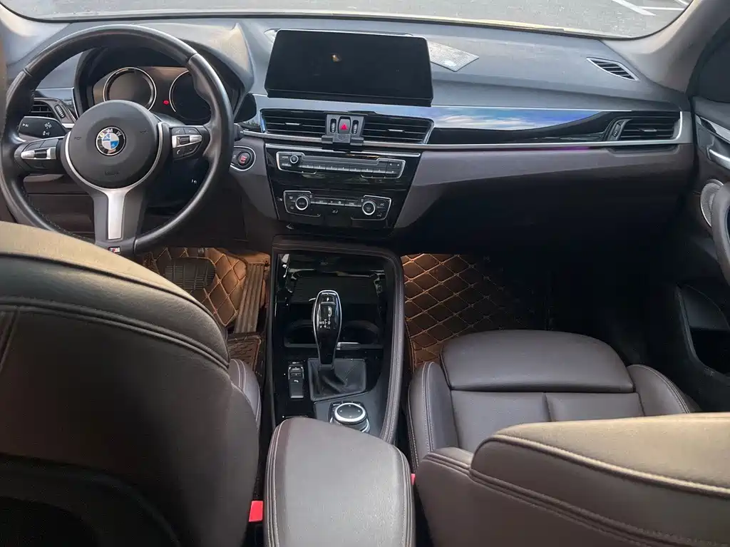 BMW X1 — миниатюра 10