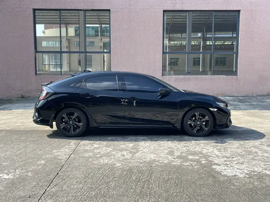 Honda Civic — миниатюра 4
