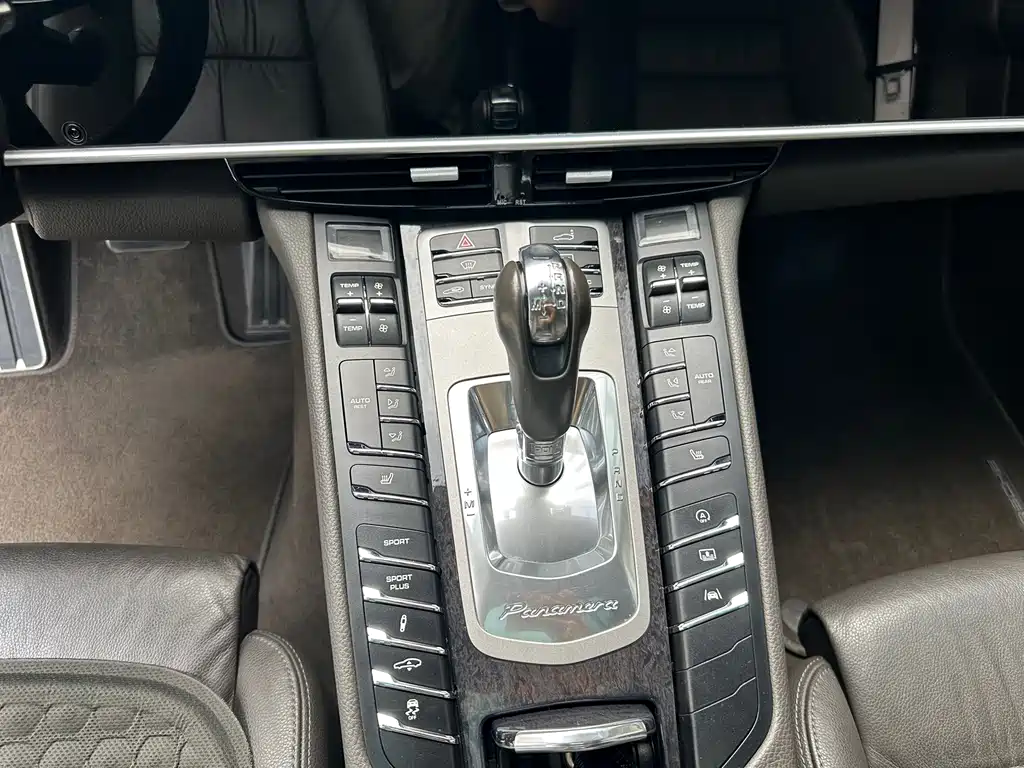 Porsche Panamera — миниатюра 15