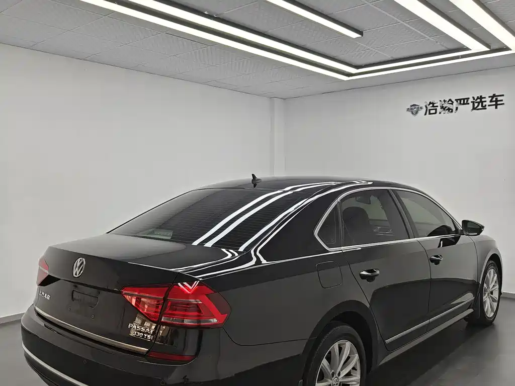 Volkswagen Passat 2016 330TSI DSG