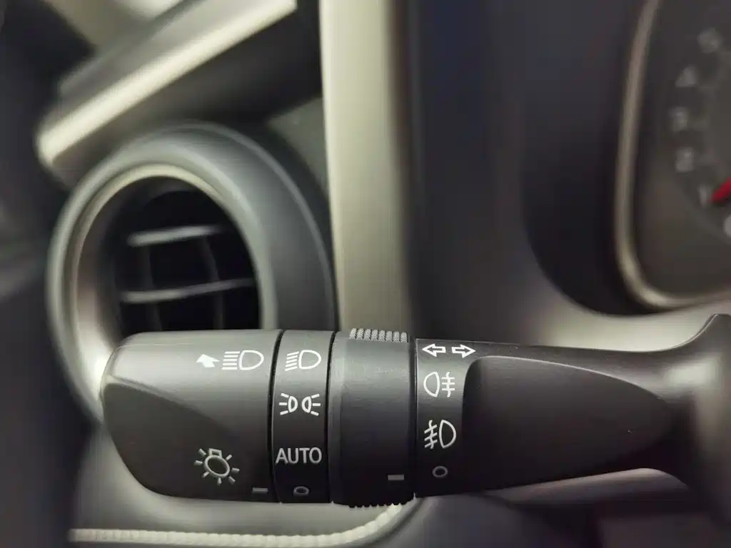 Toyota RAV4 — миниатюра 21