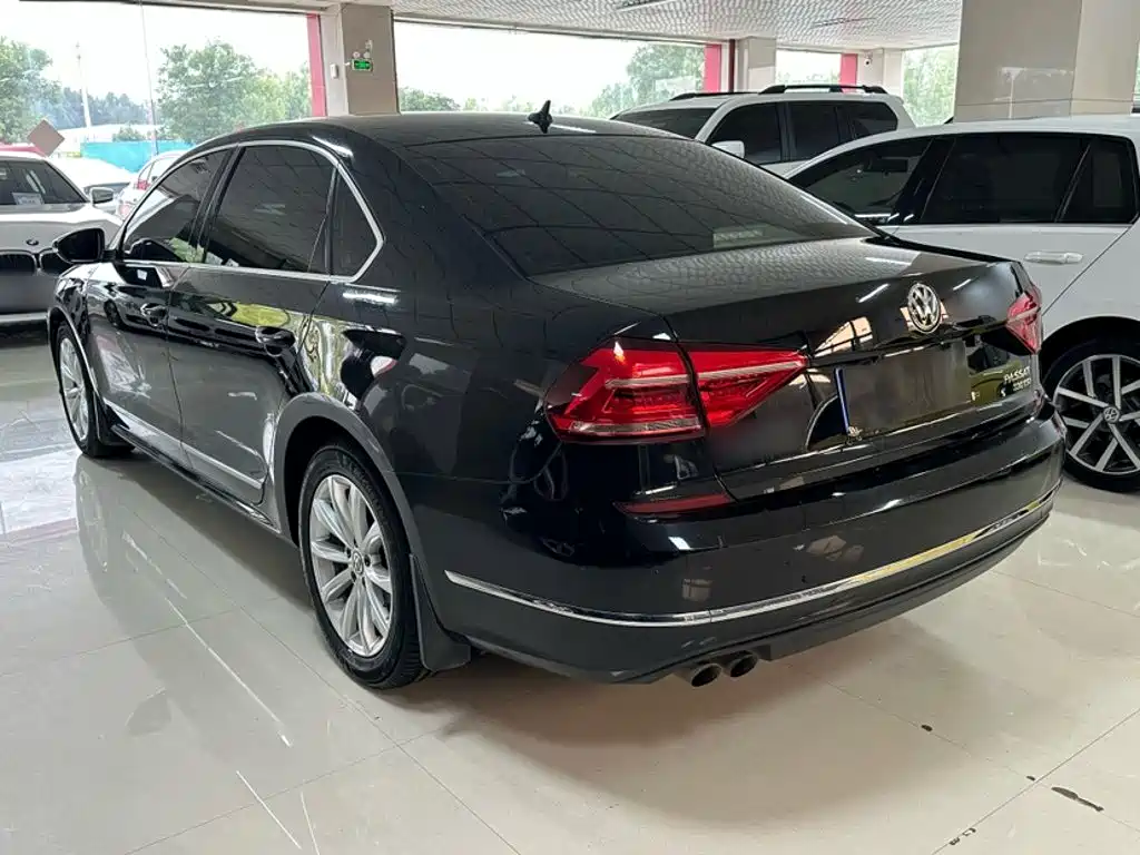 Volkswagen Passat — миниатюра 17