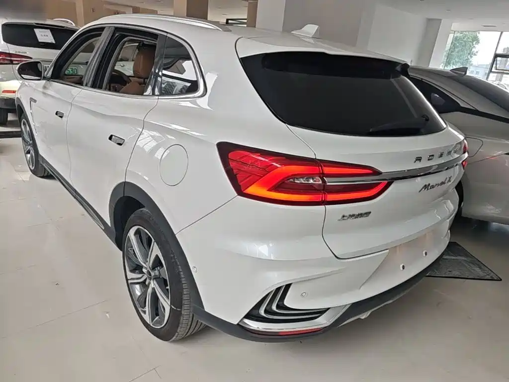 Roewe MARVEL X — миниатюра 5
