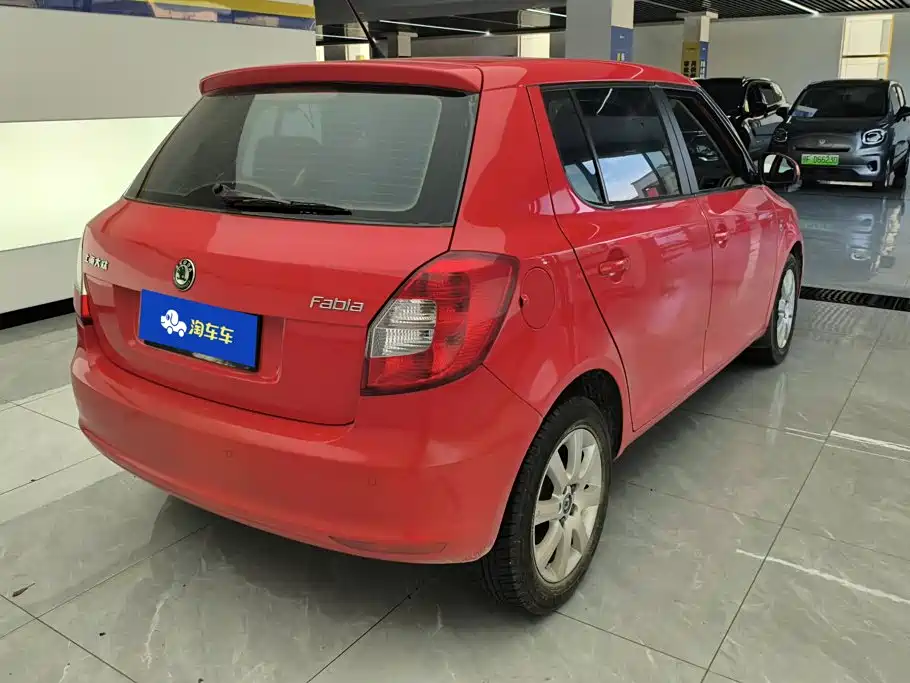 Skoda Fabia — миниатюра 3