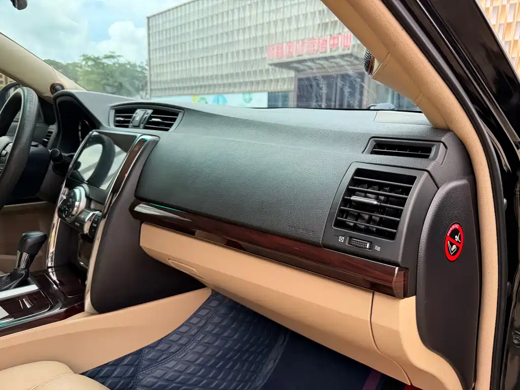 Toyota Reiz 2.5S Grace Essence Edition, фото 14