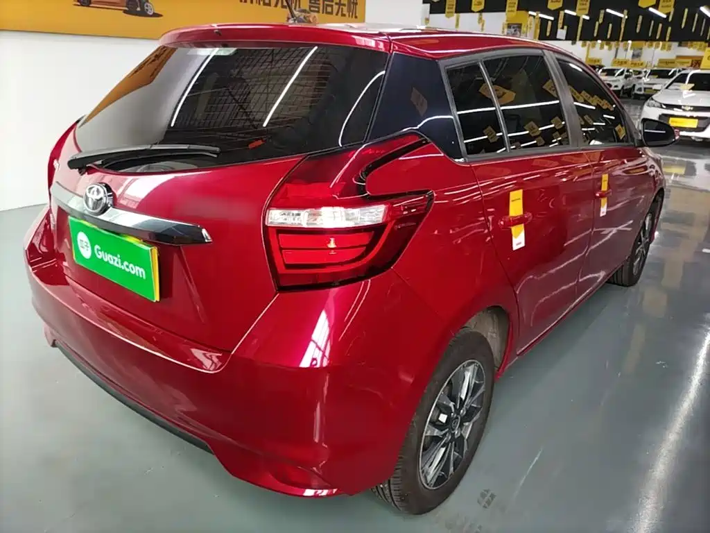 Toyota Yaris L — миниатюра 7