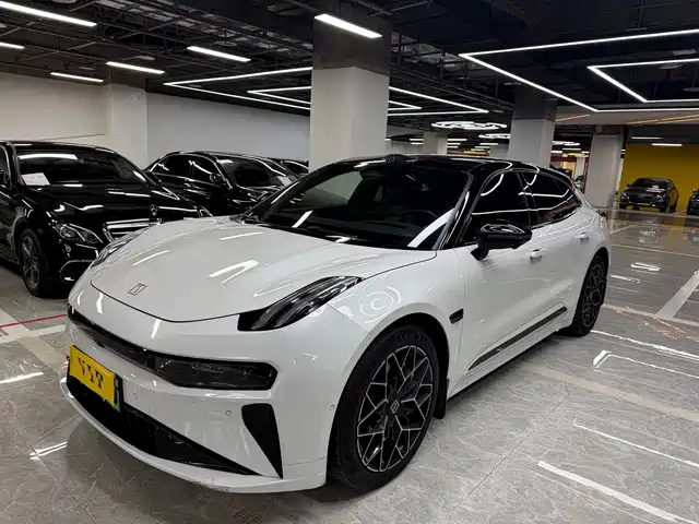 2024 Zeekr 001