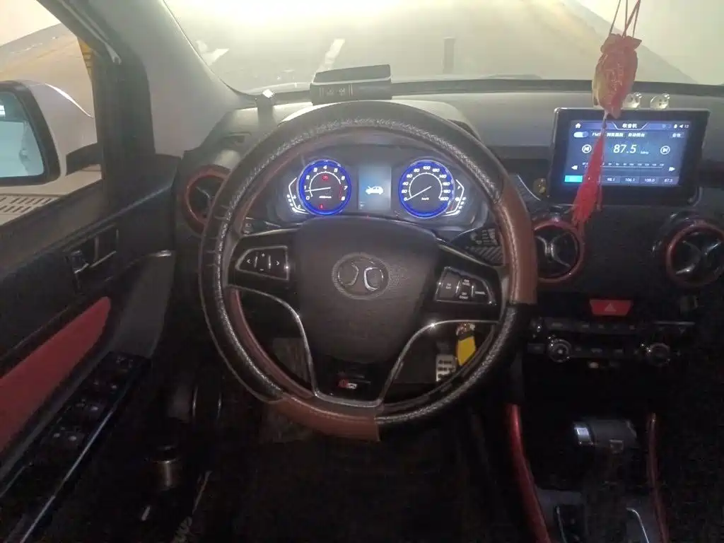 BAIC Senova X25 — миниатюра 11