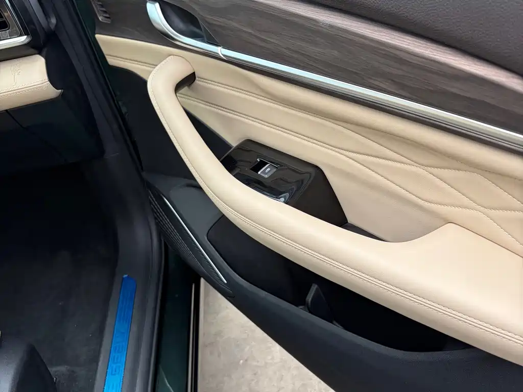 Geely Xingyue L — миниатюра 8