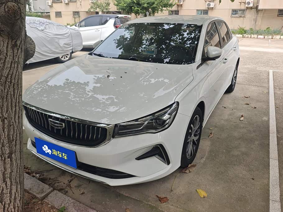 Geely Emgrand L 1.4 л 2023 г. Белый, пробег 26400 км