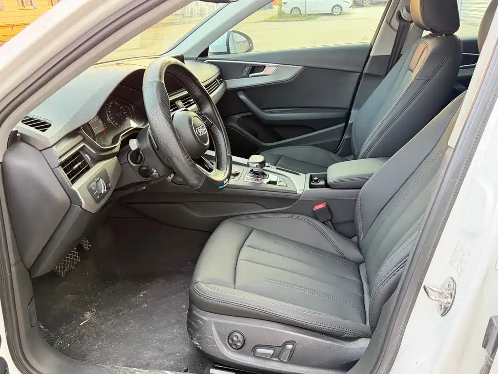 Audi A4L — миниатюра 2