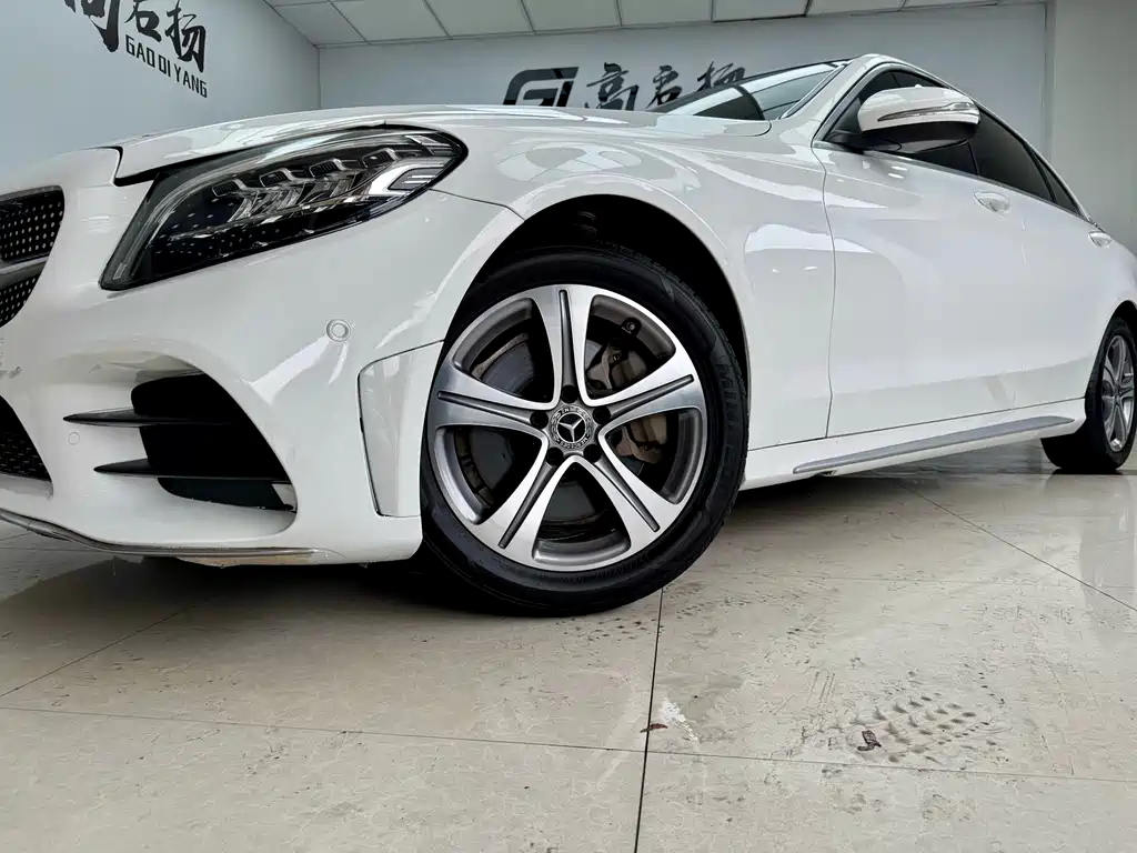 Mercedes-Benz C-Class — миниатюра 19