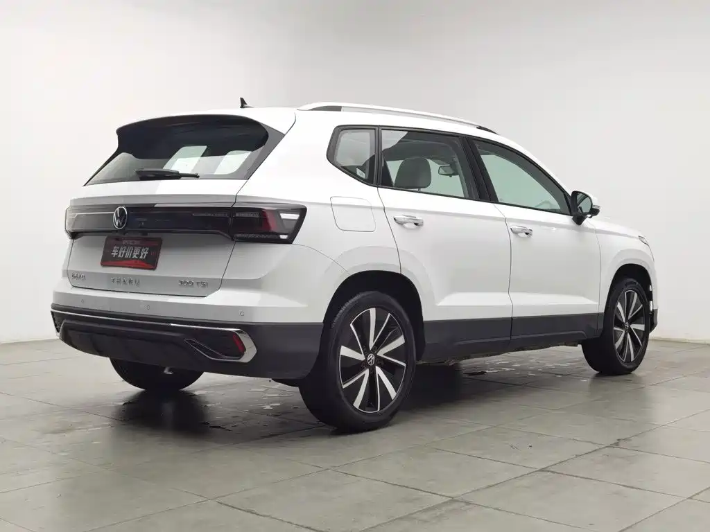 Volkswagen Tharu — миниатюра 2