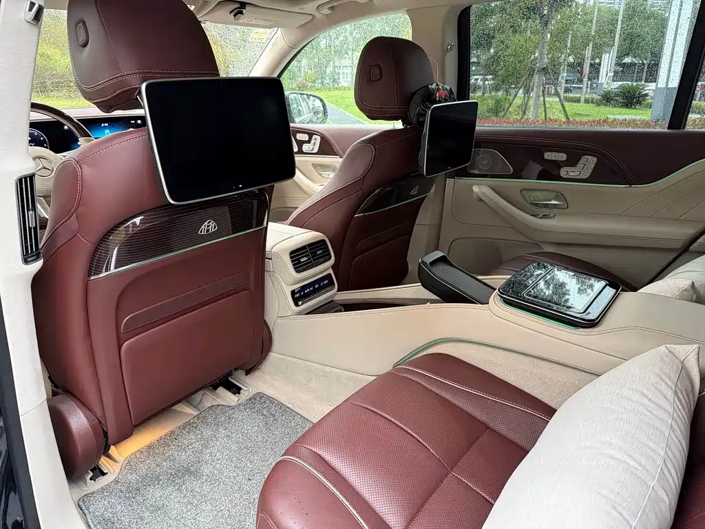 Mercedes-Benz GLS — миниатюра 7