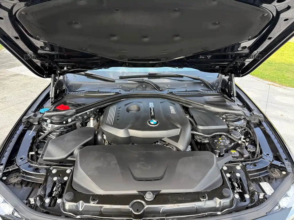 BMW 3 Series — миниатюра 14