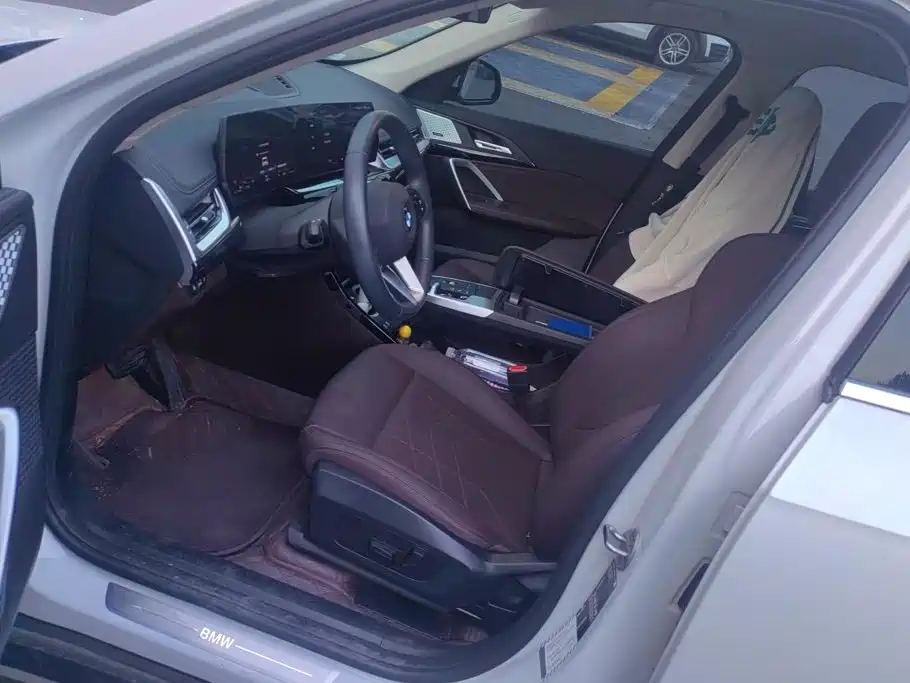 BMW X1 — миниатюра 9