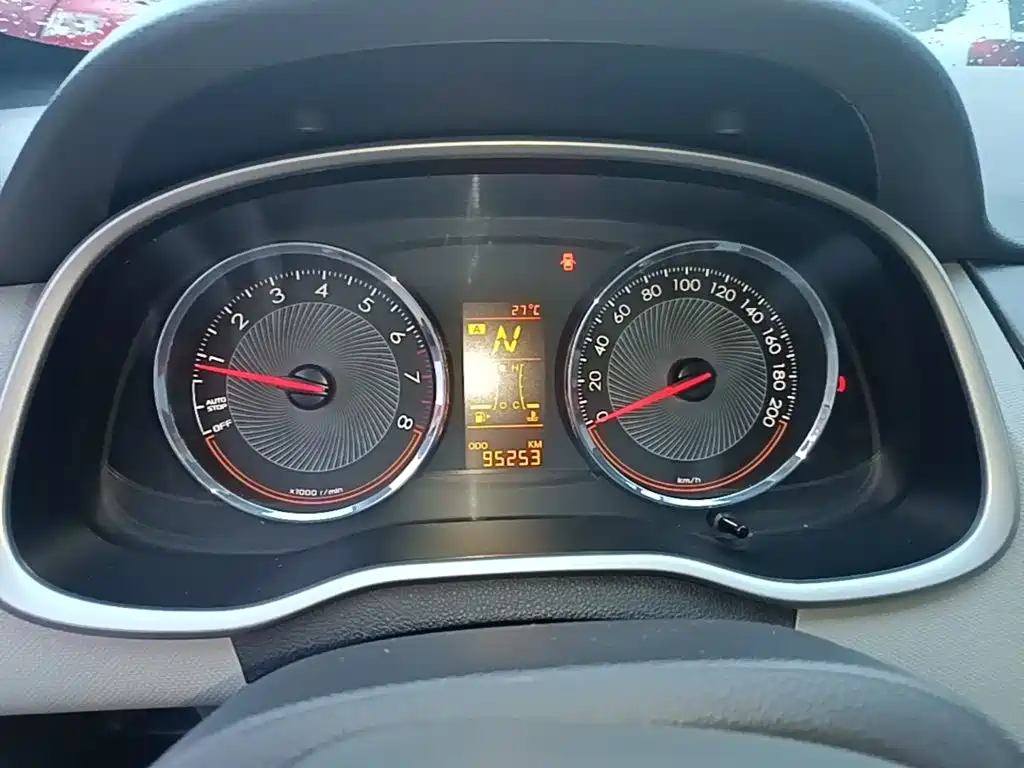 Chevrolet Sail — миниатюра 12