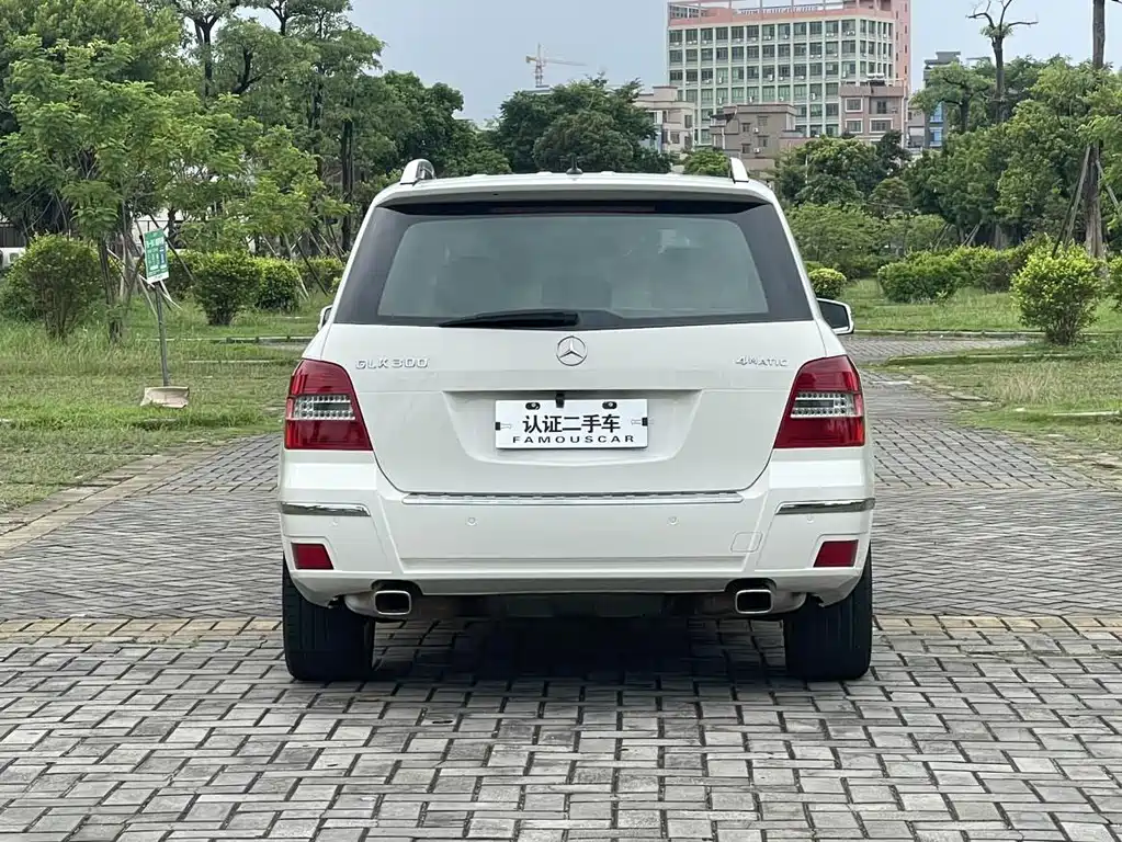 Mercedes-Benz GLK-Class (Import) — миниатюра 4