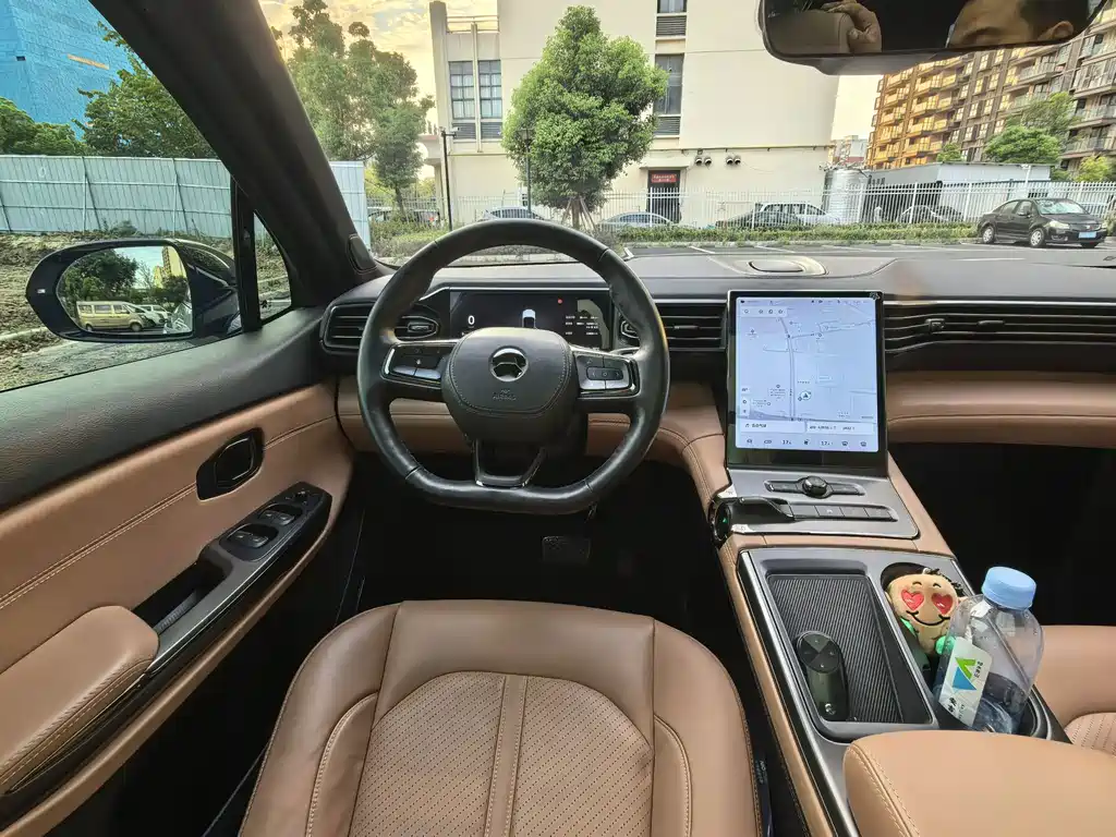 NIO ES6 — миниатюра 17