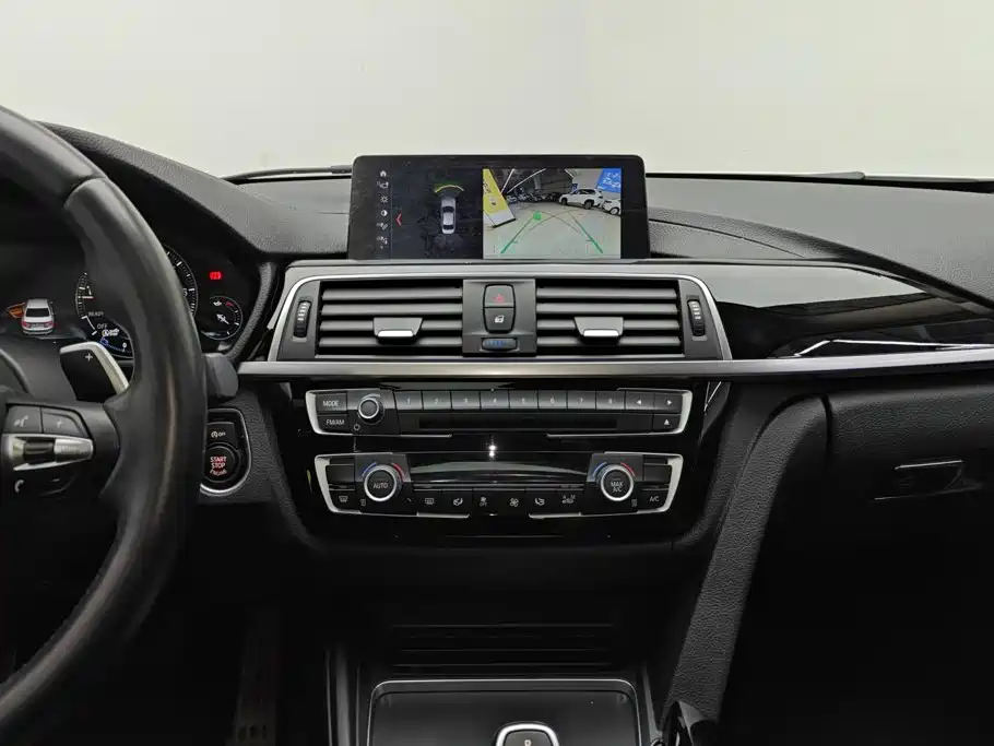 BMW 3 Series — миниатюра 13