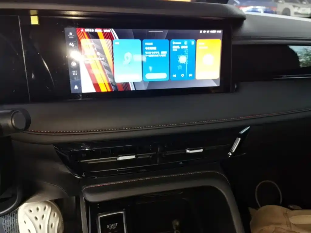 Roewe i5 — миниатюра 13