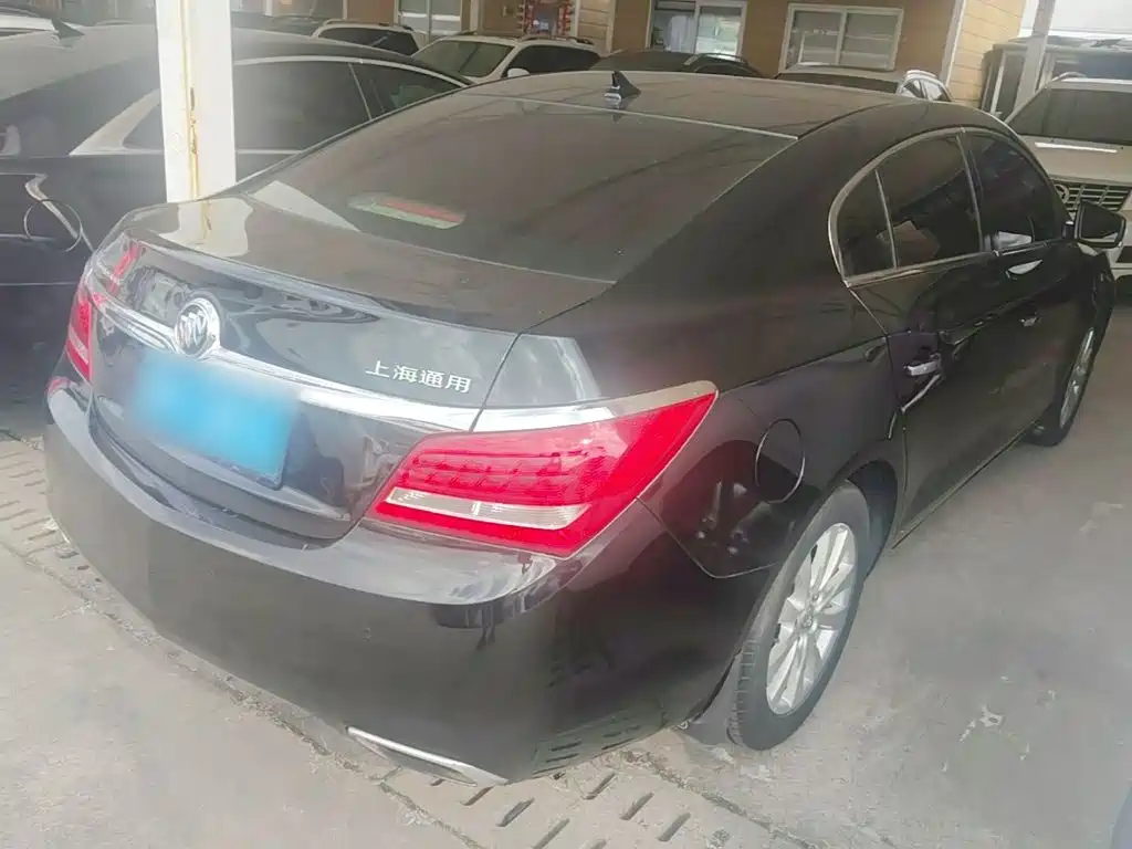 Buick LaCrosse — миниатюра 7