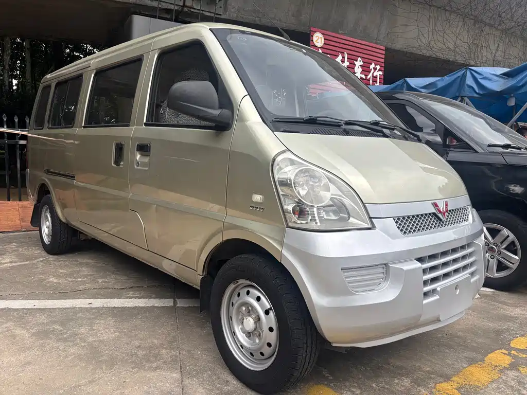 Wuling Rongguang — миниатюра 3