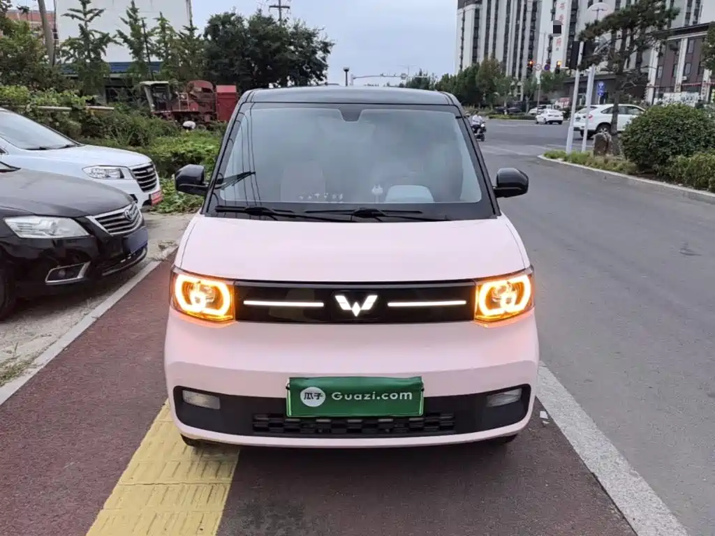 Wuling MINIEV — миниатюра 3