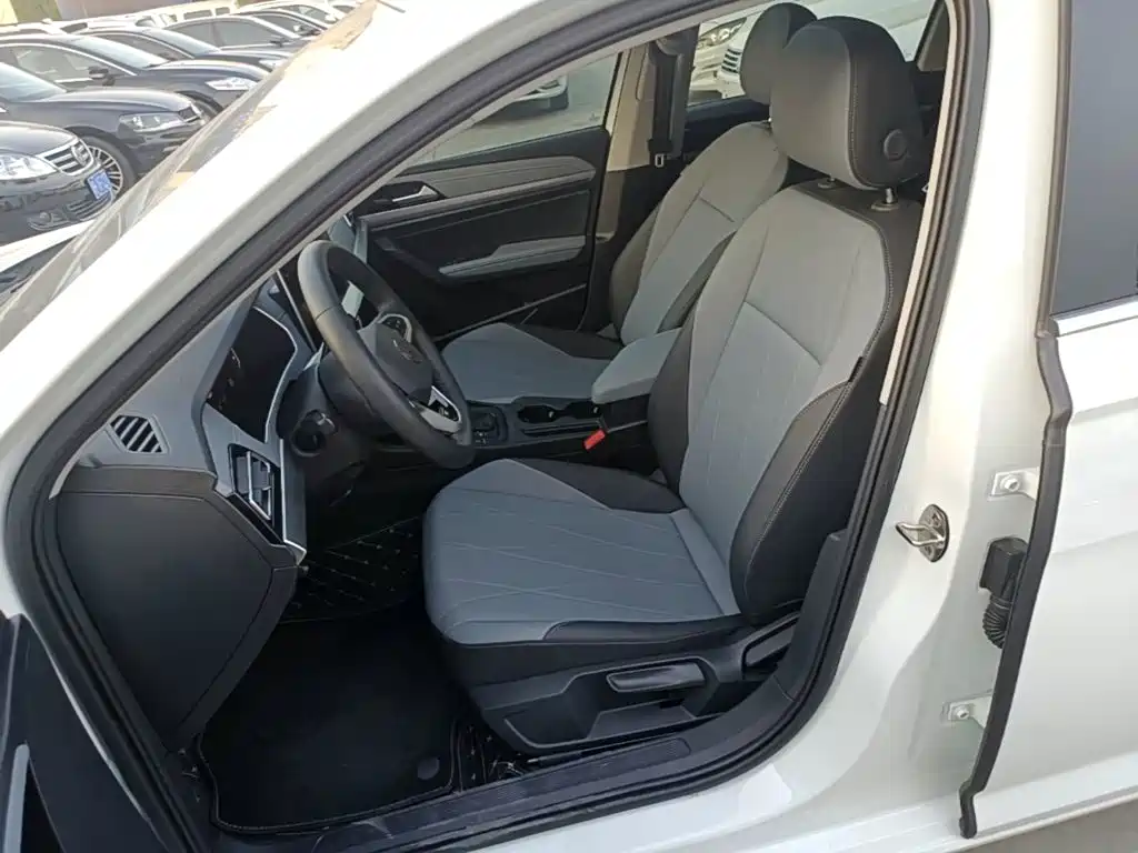 Volkswagen Lavida — миниатюра 15