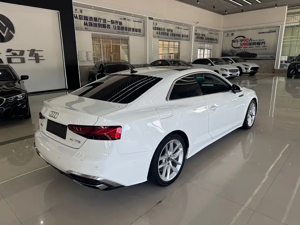 AUDI A5