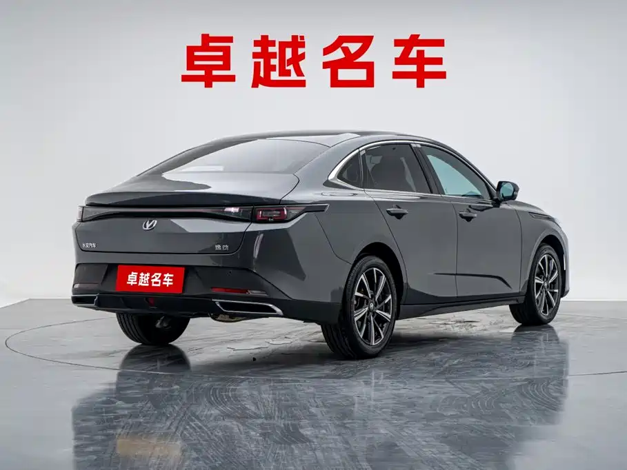 Changan Eado — миниатюра 3