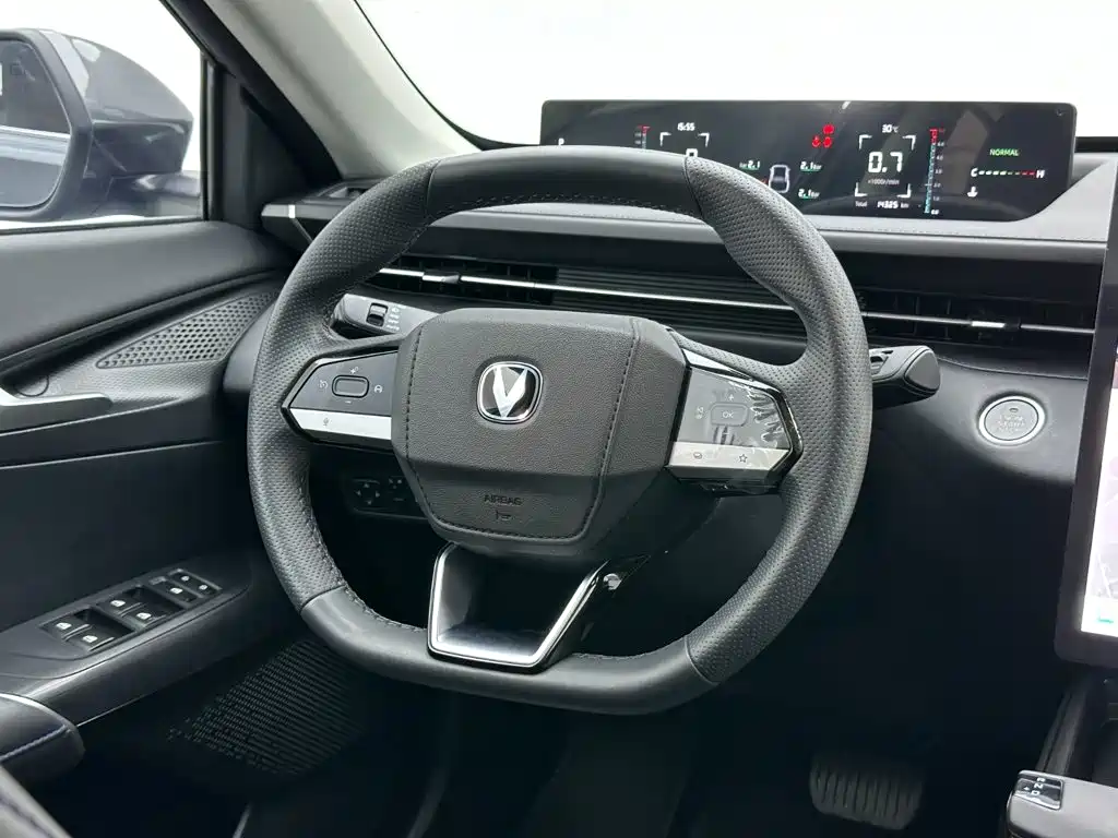Changan Eado — миниатюра 16