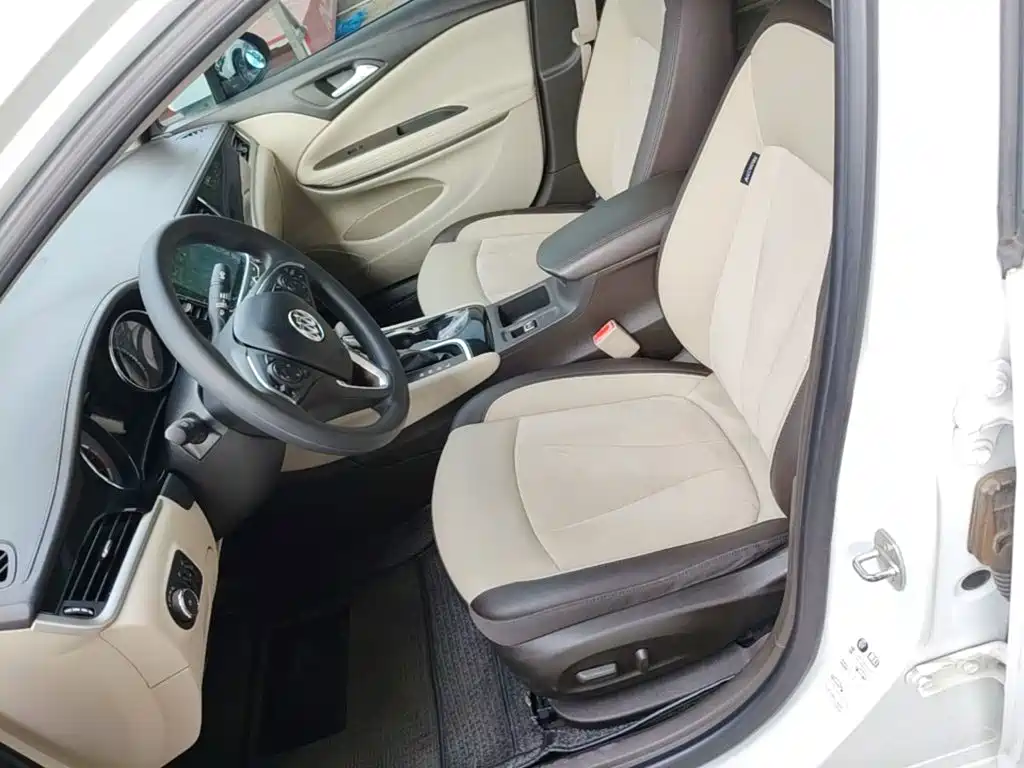 Buick Verano — миниатюра 15