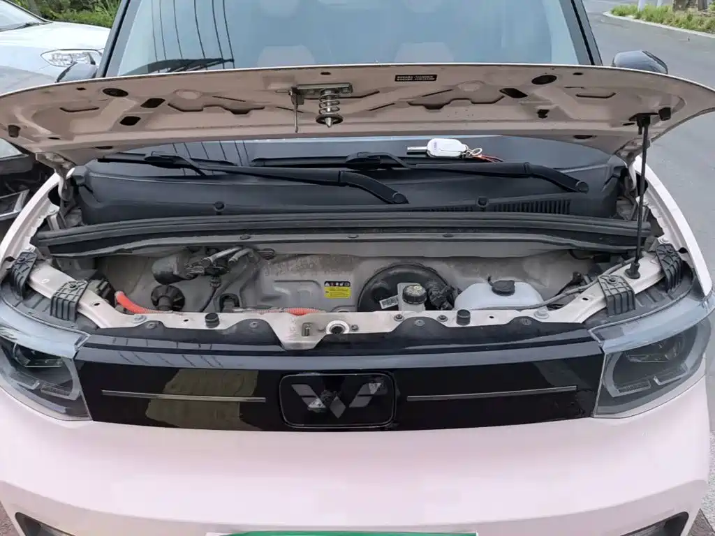 Wuling MINIEV — миниатюра 20