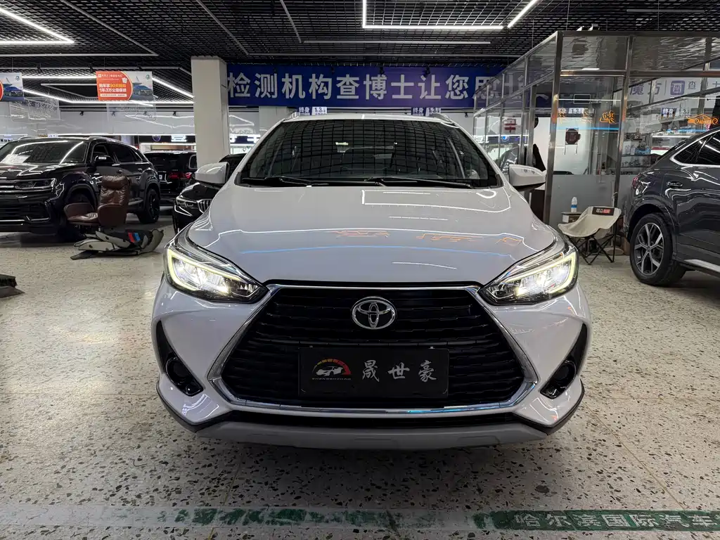 Toyota Yaris L Zhixuan X 1.5L CVT Leading PLUS Edition, фото 2