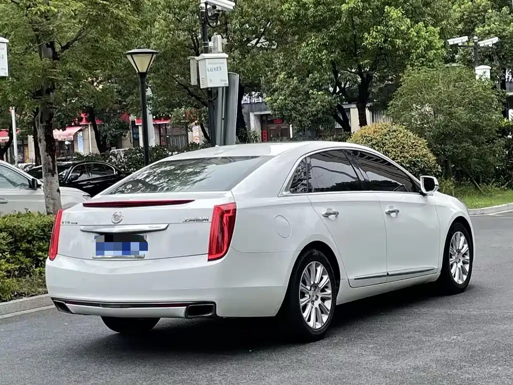 Cadillac XTS 2014 28T Comfort