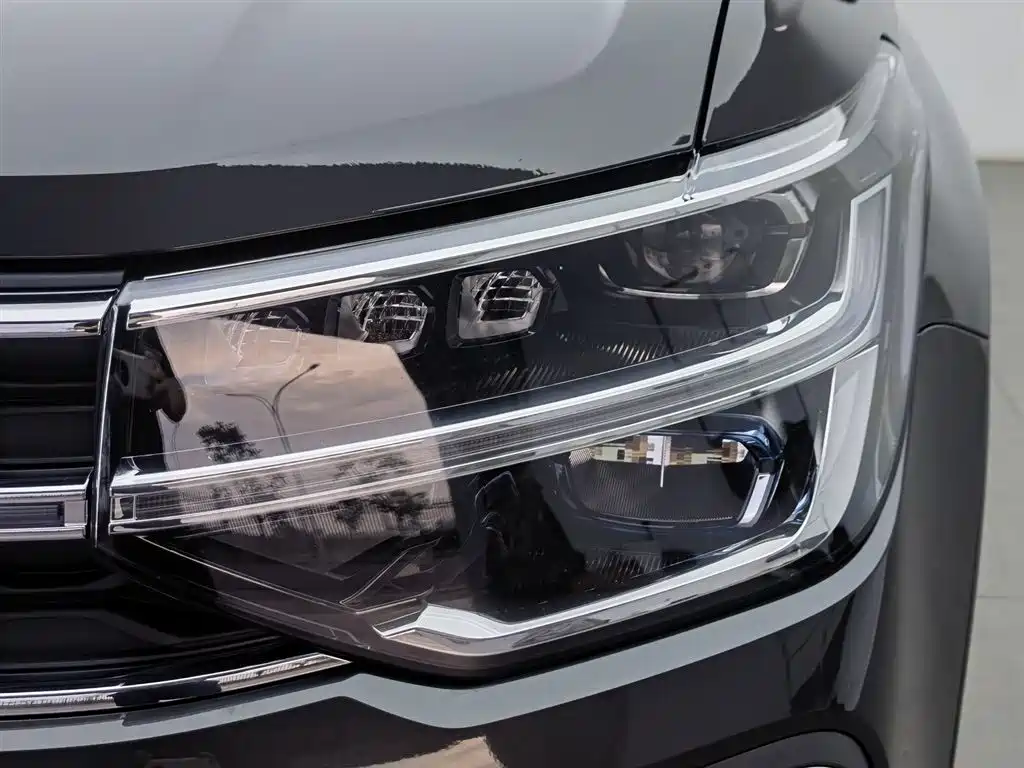 Volkswagen Tharu 2023 300TSI
