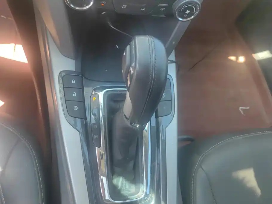Chevrolet Malibu — миниатюра 16