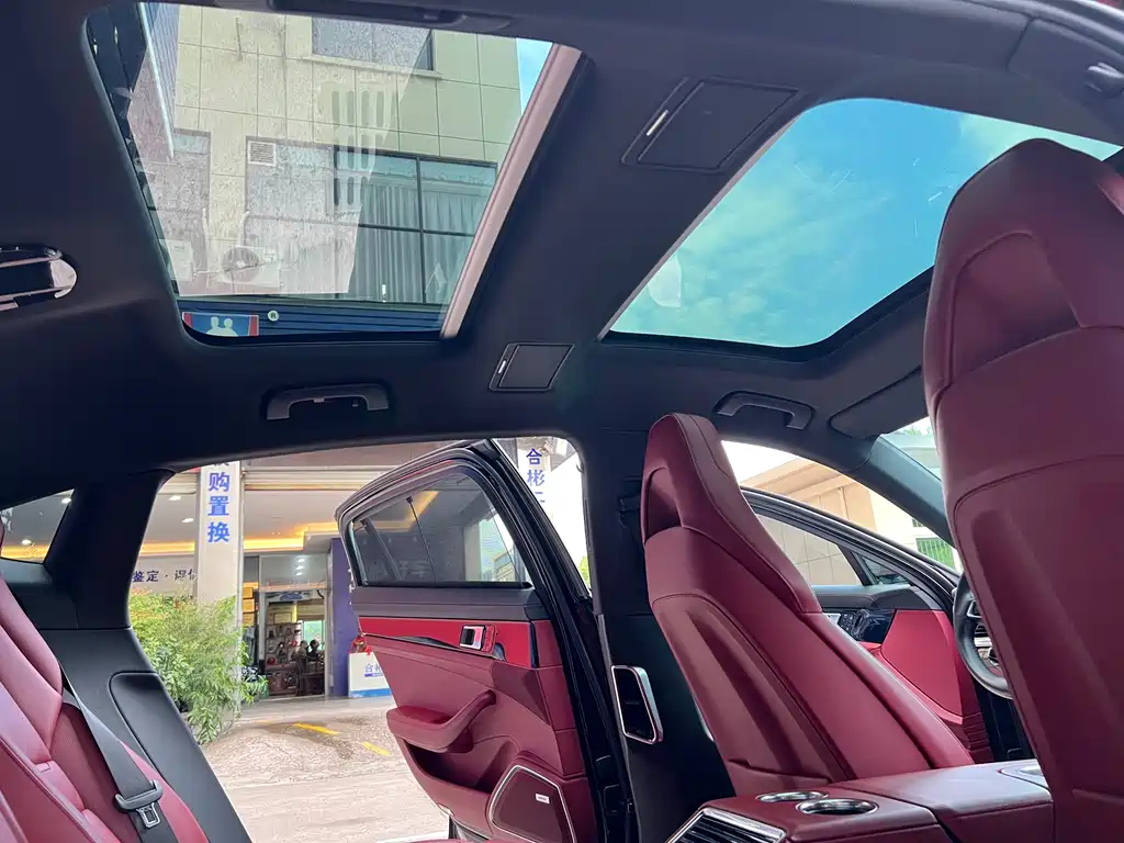 Porsche Panamera — миниатюра 30
