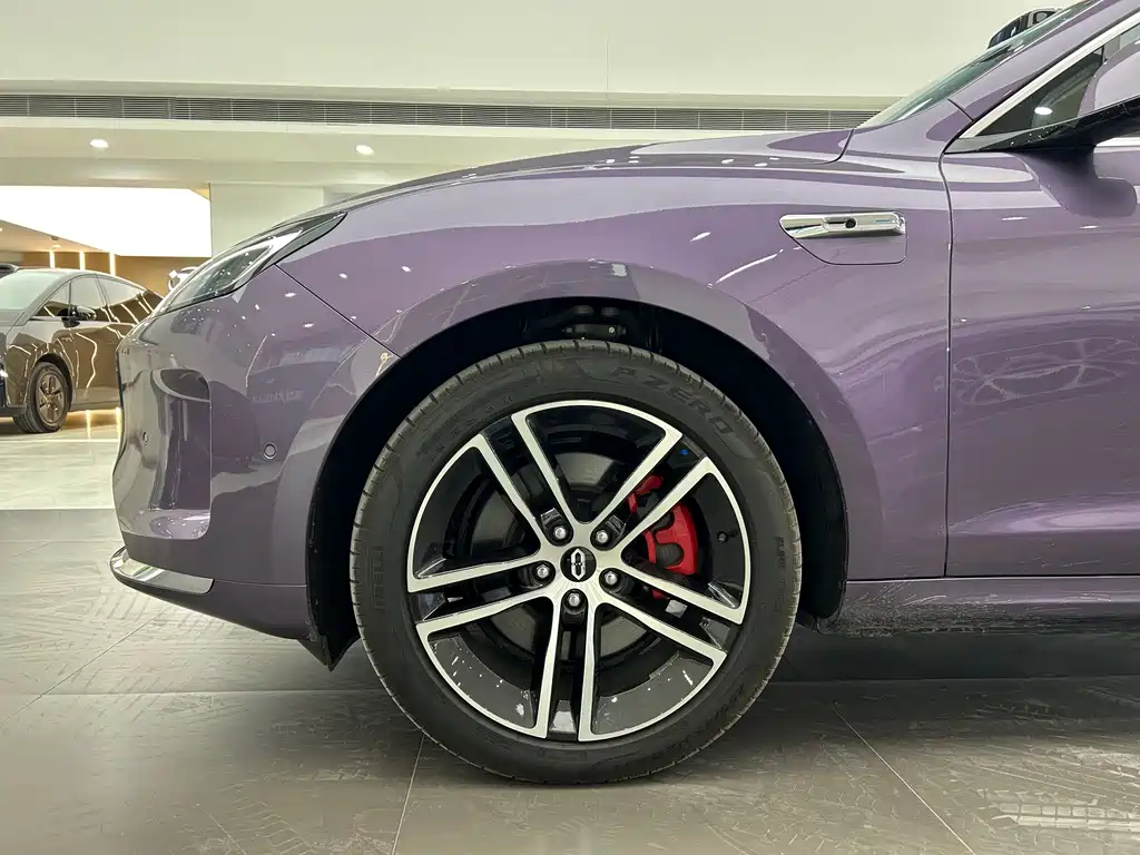 AITO ASK THE WORLD M5