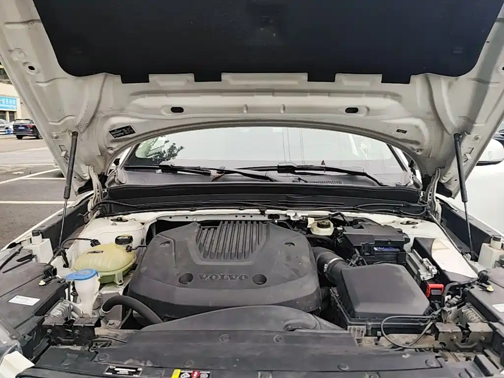 Volvo XC40 — миниатюра 20