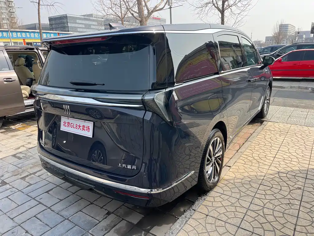 BUICK GL8 NEW ENERGY