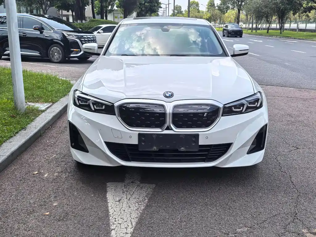 BMW i3 — миниатюра 2