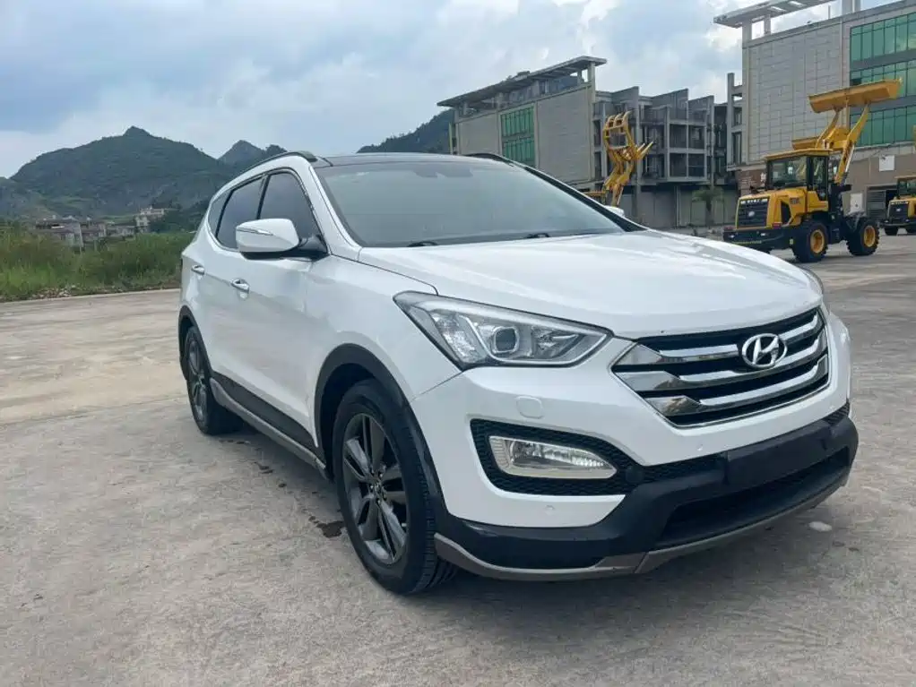 Hyundai Santa Fe (Import) — миниатюра 3