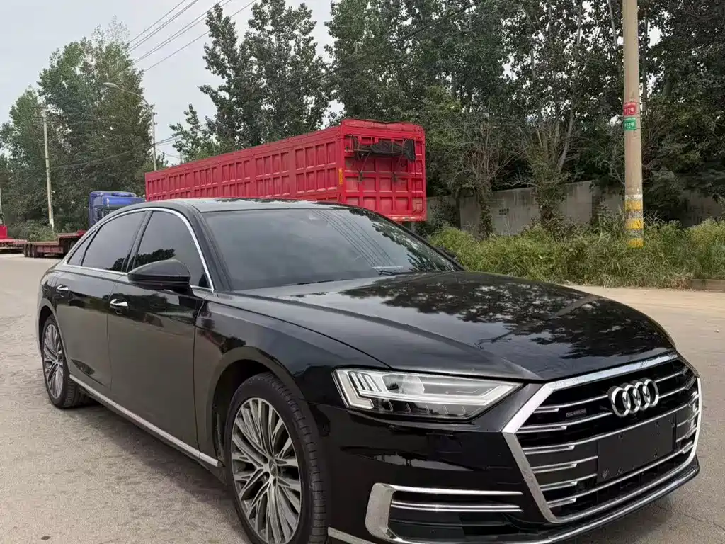 Audi A8 — миниатюра 3