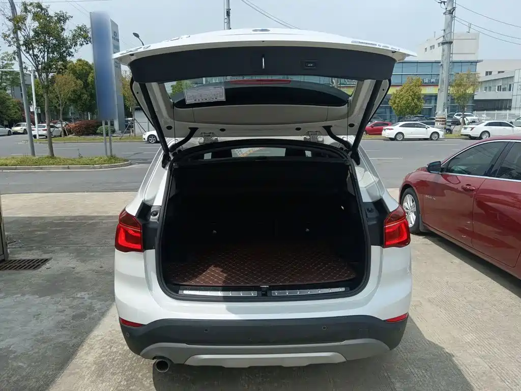 BMW X1 — миниатюра 15