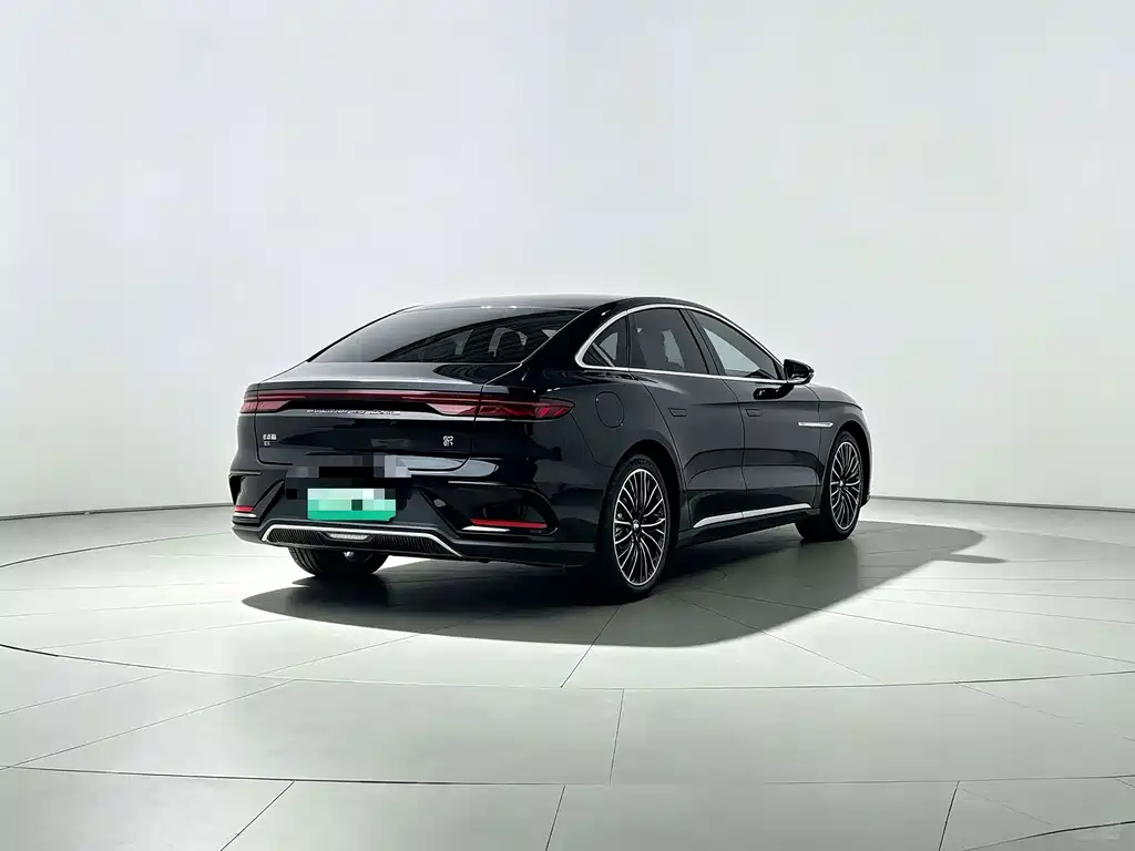 BYD Han — миниатюра 7